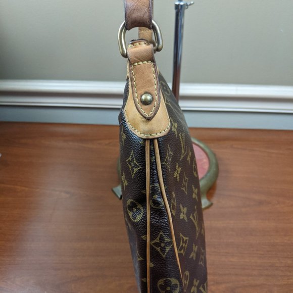 Auth Louis Vuitton Odeon Pm Monogram Canvas and Calf Leather Cross Body … - Picture 10 of 14